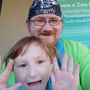 Meet your Posher, Johnny